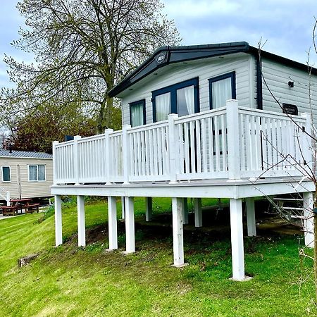 Rockley Park Private Holiday Homes Poole Exterior photo