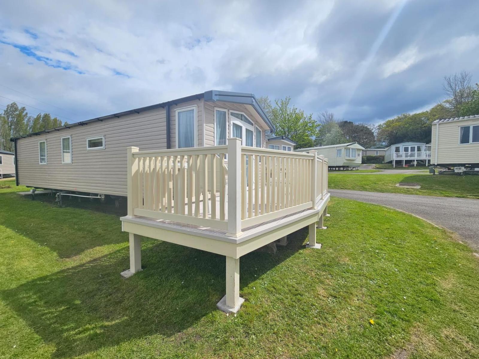 Rockley Park Private Holiday Homes Poole Exterior photo